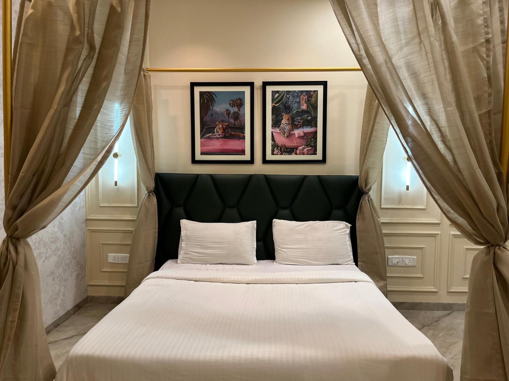 Soho House By Jayshrea Hotel Chandrapur ภายนอก รูปภาพ